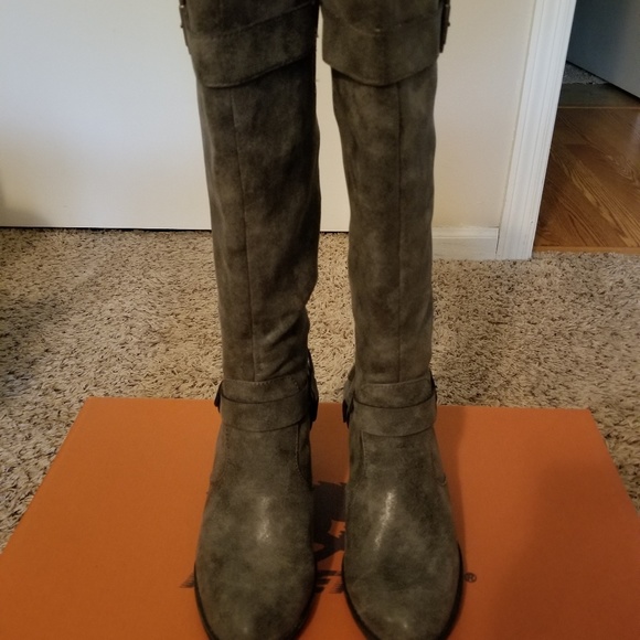 Rocket Dog Shoes - NWT Rocket Dog tall grey boots